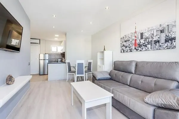 1st Line In Center Of Marbella. Apartmán *