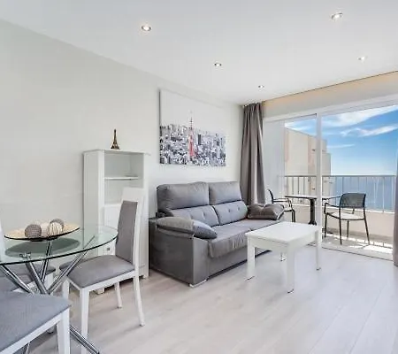 1st Line In Center Of Marbella. Apartmán *