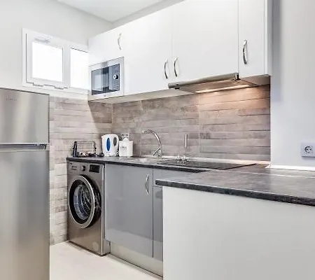 1st Line In Center Of Marbella. Μαρμπέλλα