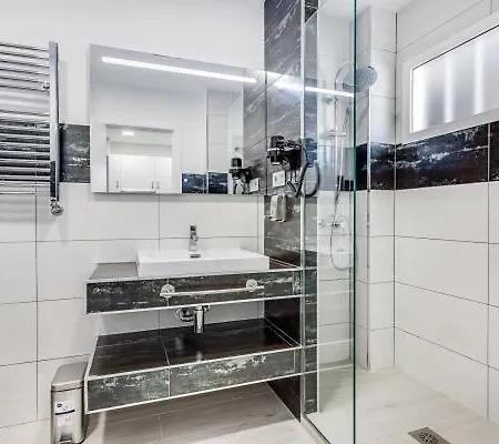 1st Line In Center Of Marbella. Appartement